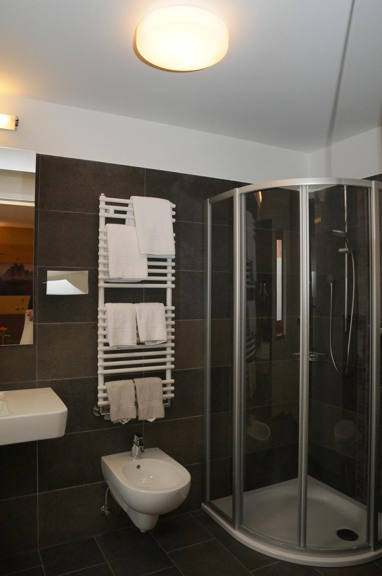 Hotel Olaga Valdaora di Sotto Экстерьер фото